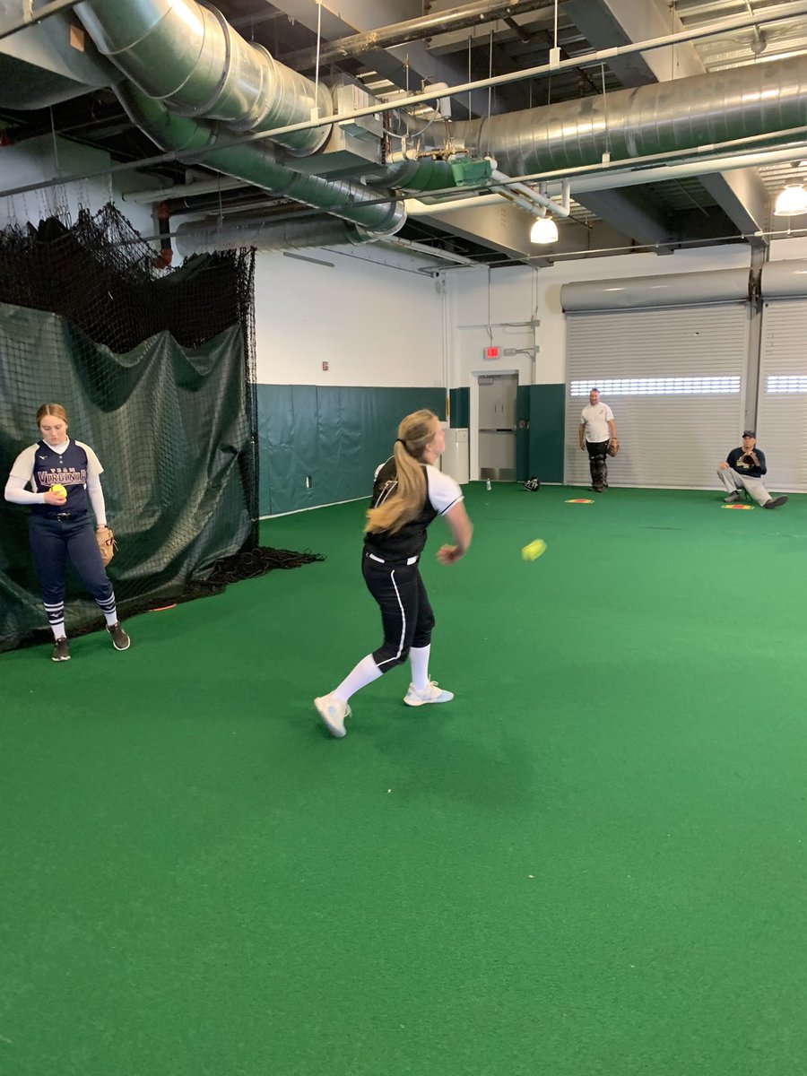 HoyaSBCamps's tweet image. 🥎Great things are happening over here🥎Pitching Clinic currently happening NOW🥎#workhardplayharder #HoyaSBCamps #CoachPat #legend
