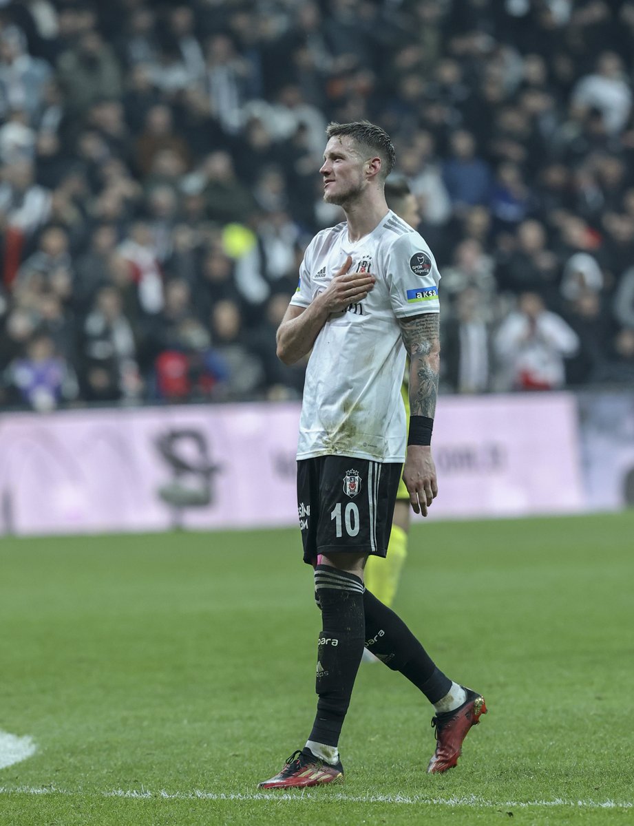 Wout Weghost seemingly said goodbye to Besiktas fans against Kasimpasa today