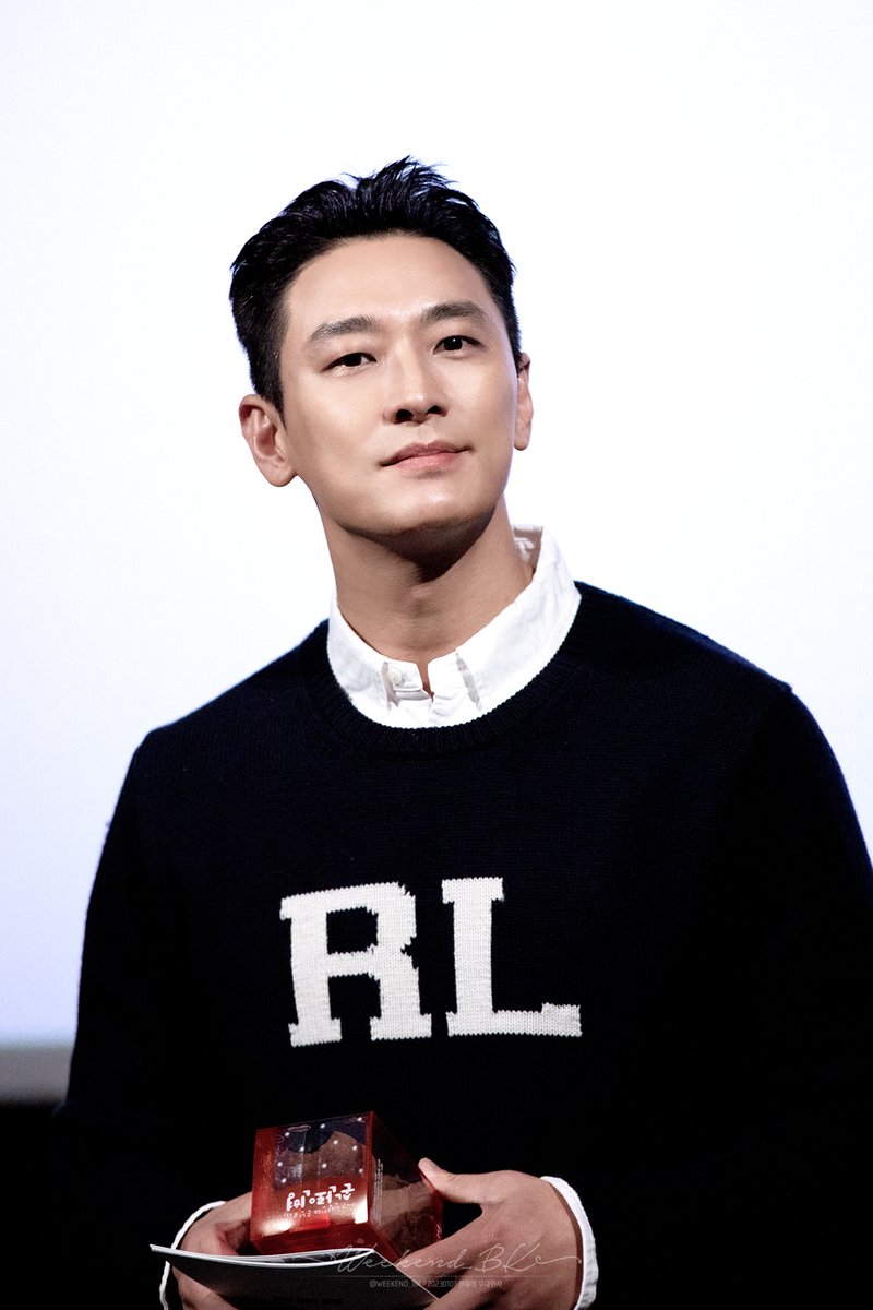Weekend_BK's tweet photo. 20230101 영등포
#젠틀맨 #무대인사 #주지훈 (1) https://t.co/VN8DJUBGnT