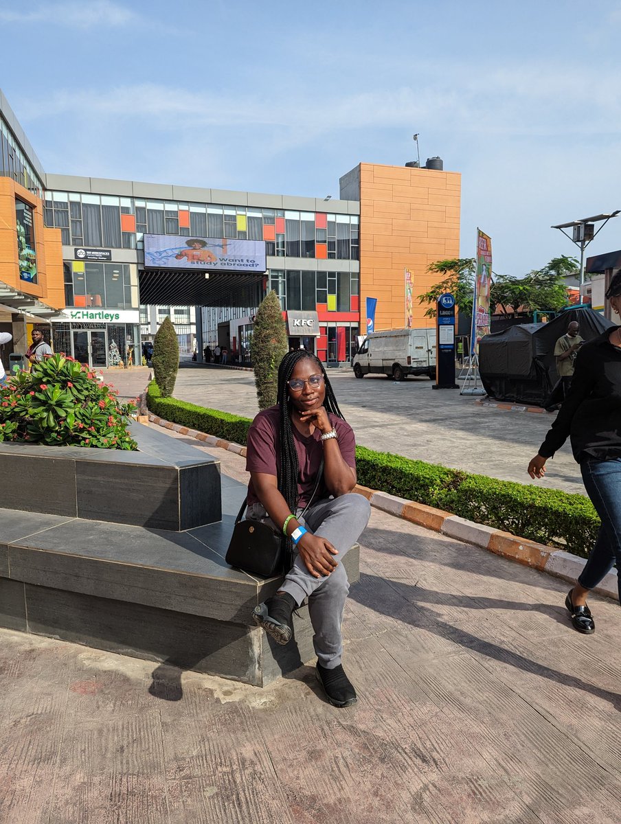 The goal this year is to become a full stack developer before the end of the year 🥺

#SoftwareDeveloper