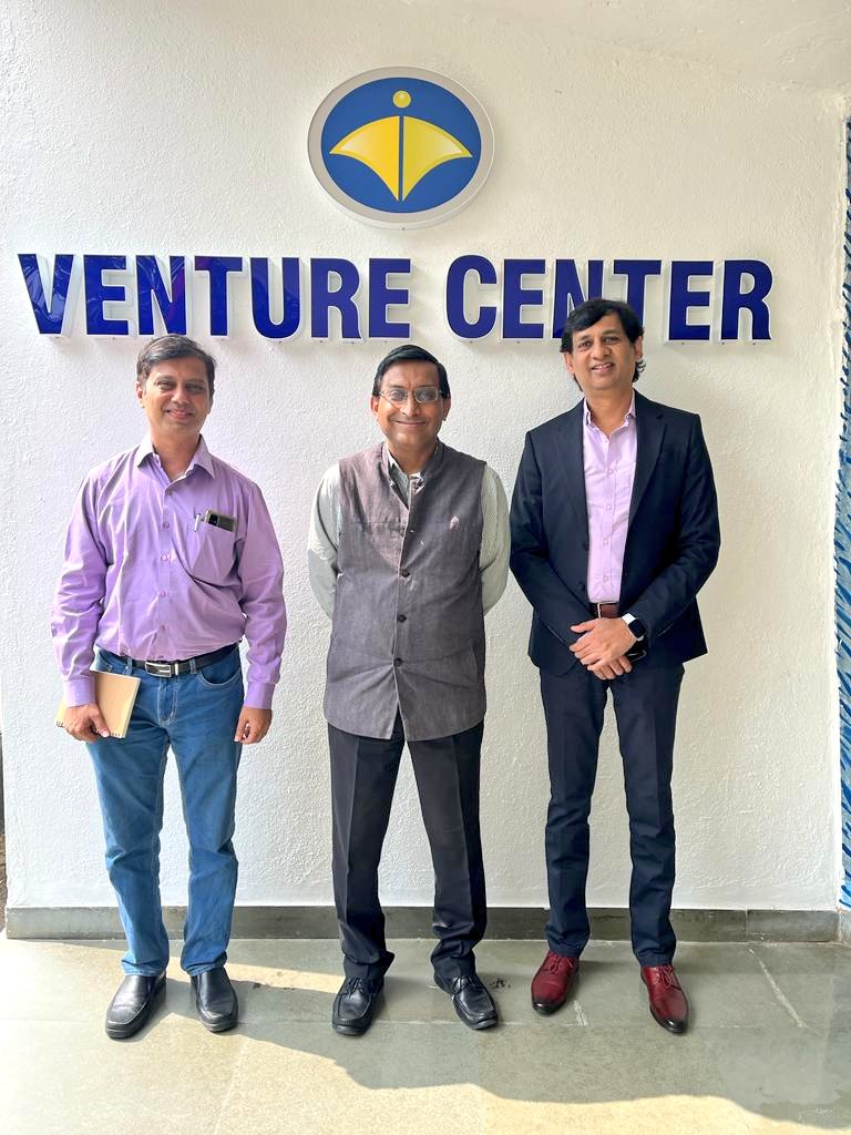 ProtoshopL's tweet image. Visit of Mr. Murali Pullela Director of Sales at ANSYS, Inc and Mr. Prem Andrade Area Director, ANSYS Customer Excellence to Venture Center.
 
#ansys #innovation #Pune
@venture_center @premnathv6 
@SomaChat15
