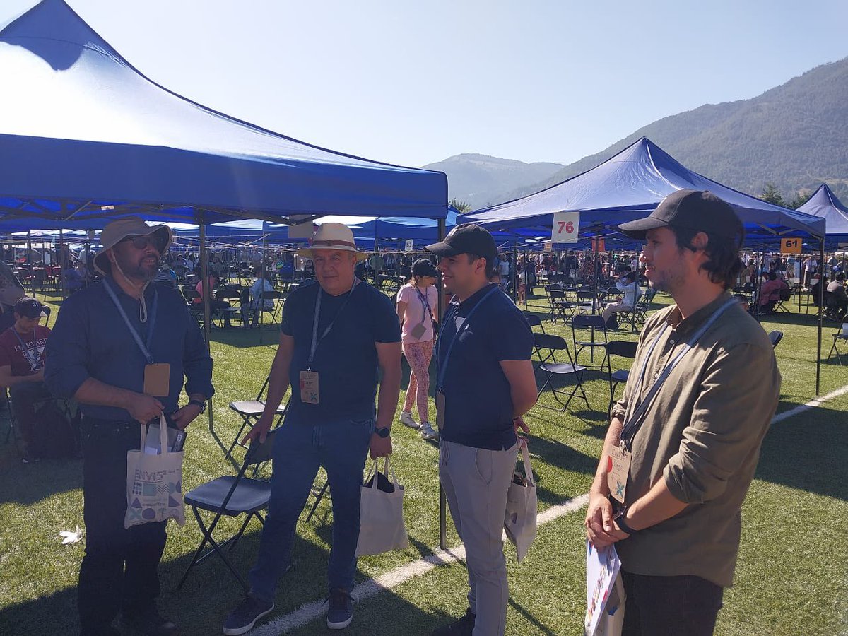 Corfo's tweet photo. Hoy el ecosistema de innovación y emprendimiento del país se reúne en Melipeuco en #Envis 2023 🤩 con nuestro Gte. De Asuntos Estratégicos @cemaggi te esperamos para trabajar juntos en mejorar la calidad de vida de las personas 👉 https://t.co/oicGfxLZdY https://t.co/1ff3NC3Di1