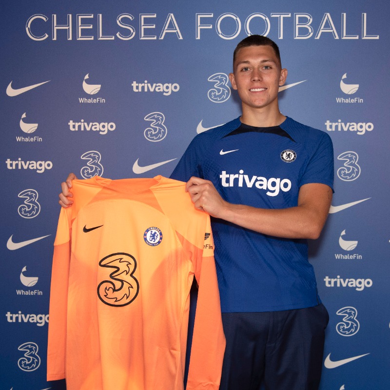 FromTheShedEnd's tweet photo. Squad number confirmation:
Benoit Badiashile: no.4
David Datro Fofana: no.27
Gabriel Slonina: no. 36
#CFC | #EPL | #CFCFam https://t.co/U3IoeXGhoo
