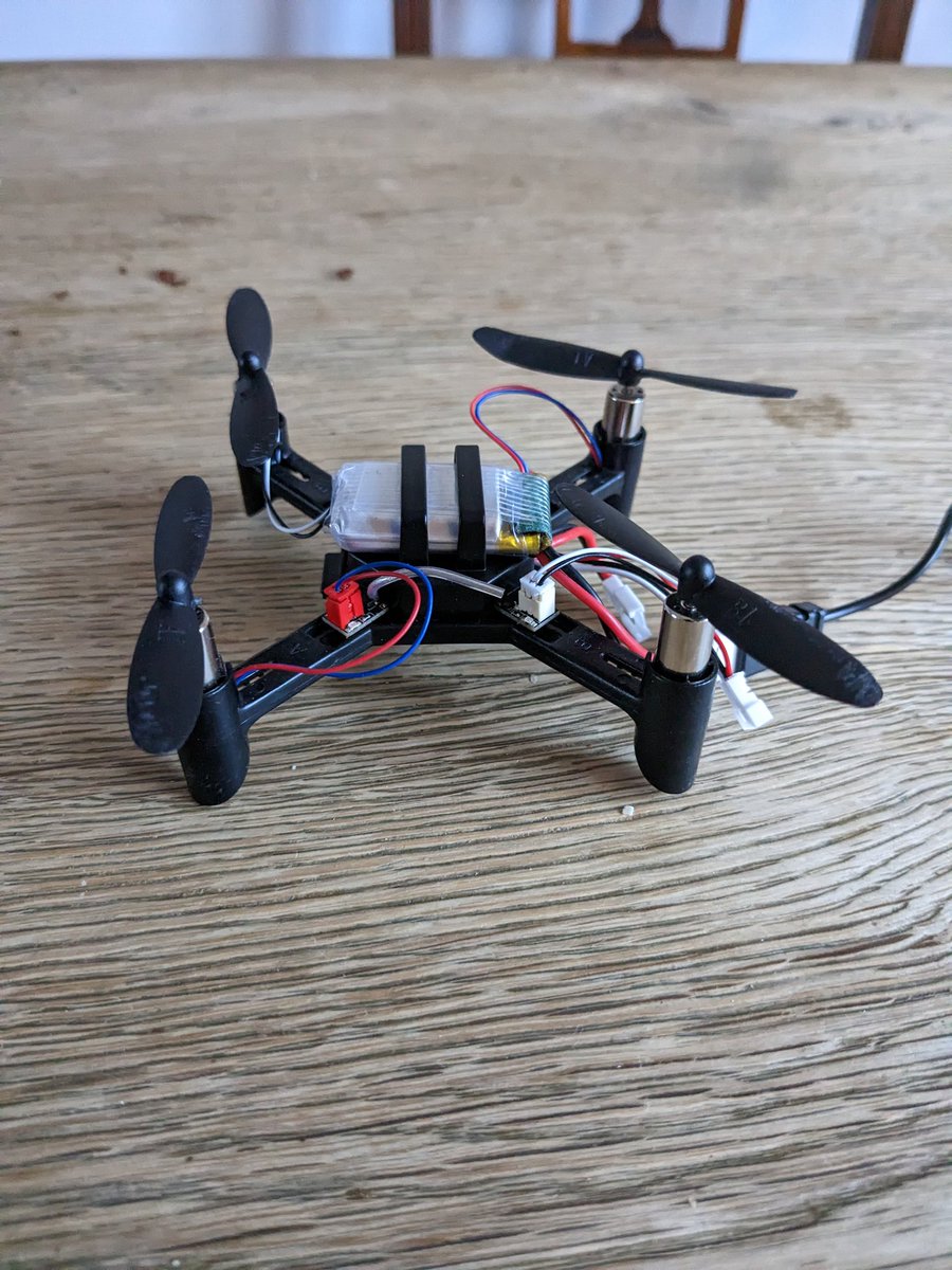 piers_storey's tweet image. Really impressed with this £30 DIY DM002 drone. Very controllable and fun to fly. Wondering if I can fit an #esp32cam for a super cheap POV 🤔😬