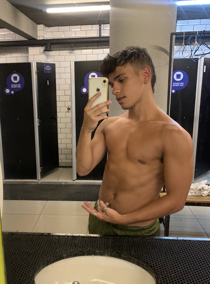 Mello Antony on Twitter: "Peguei até uma corzinha 🔥"