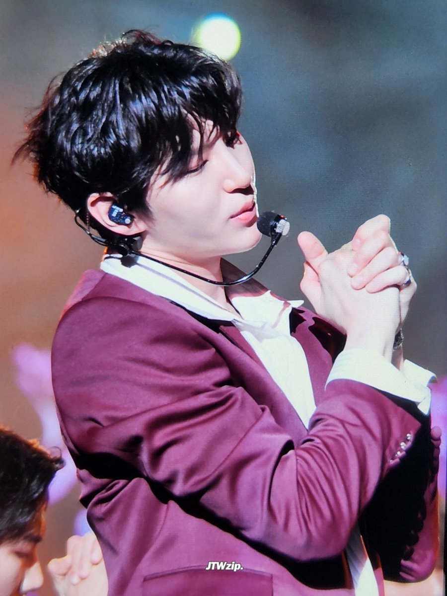JTWzip's tweet photo. 230107 [ING : As Always] 프리뷰

#레오 #LEO #정택운 #택운 @JUNGTW_LEO https://t.co/QUo0KIdu4i