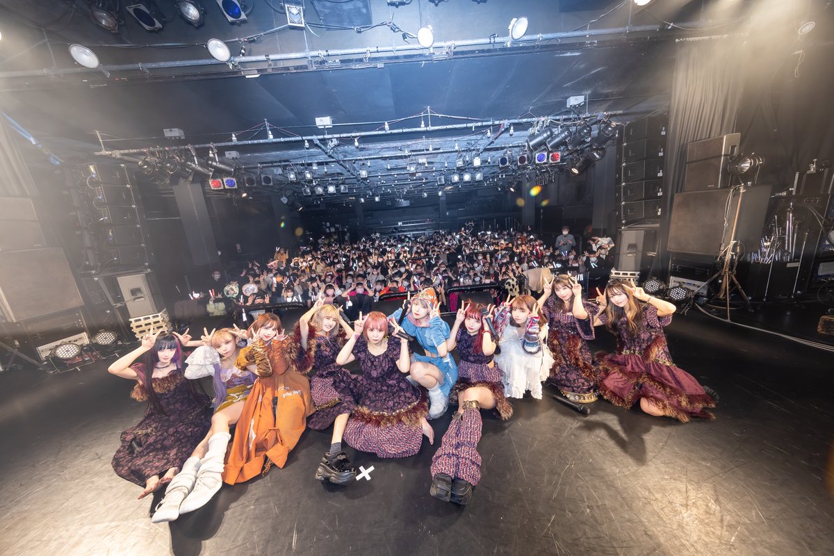 sioyours's tweet photo. #TPF2023 
東名阪ツアー初日でした🔮💛
"今日しか"が積み重なって宝物になってく感覚が何度でも冴えてじゅわじゅわしたあたたかさで生きてる証同志が撫でるこの場所と音楽が兎に角楽しい、ありがとうございます
名古屋大阪はえむカムバック🌸🐇飛べ！キマれ！MAPAちゃーーんず！ https://t.co/41acogbOtS