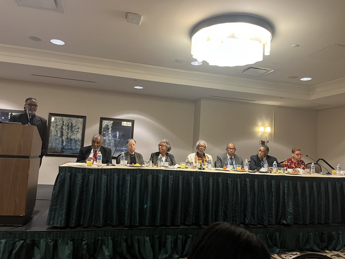 Phenomenal @NEAEcon Cornerstone panel at #ASSA2023, featuring David Swinton, Margaret Simms, Barbara Jones, @doctordynamite, Charles Betsey, Bernard Anderson, and @drjlastword. Celebrating 100 Years of African American Economists, the panel is moderated by by Linwood Tauheed.