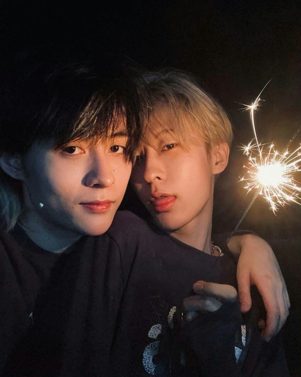 ⠀

          01月08日 ; disabled
          Happy first, my love!