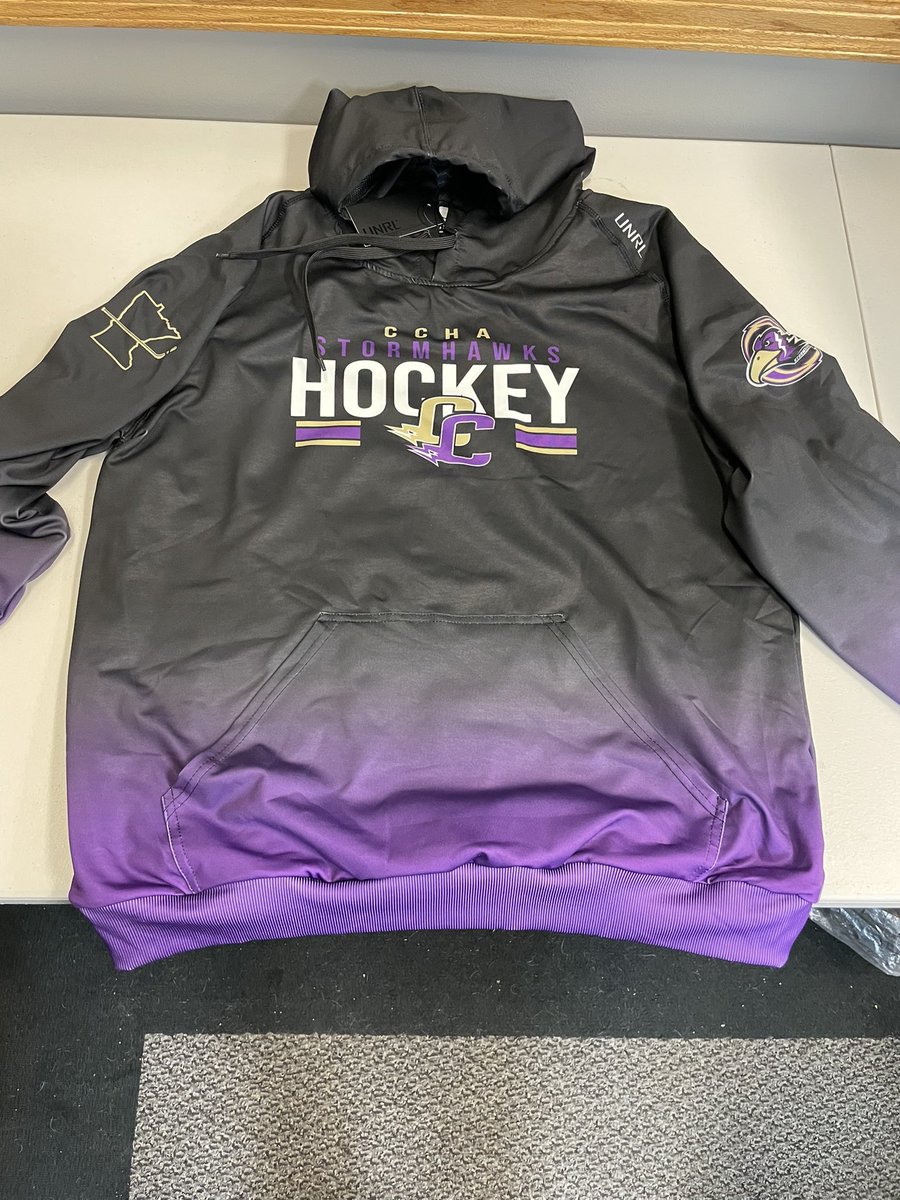 ApparelEth's tweet photo. Some sweet custom UNRL hoodies!
#customsublimation #customlogodesign https://t.co/gH6f0xnFM8