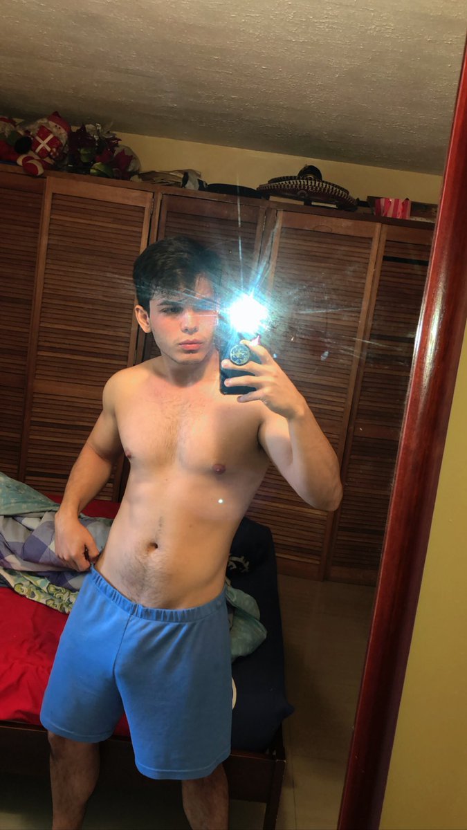 JesuGotia's tweet photo. Se le marca al condenao 🍆🤑🥵😈 https://t.co/QY8FMwqSwe