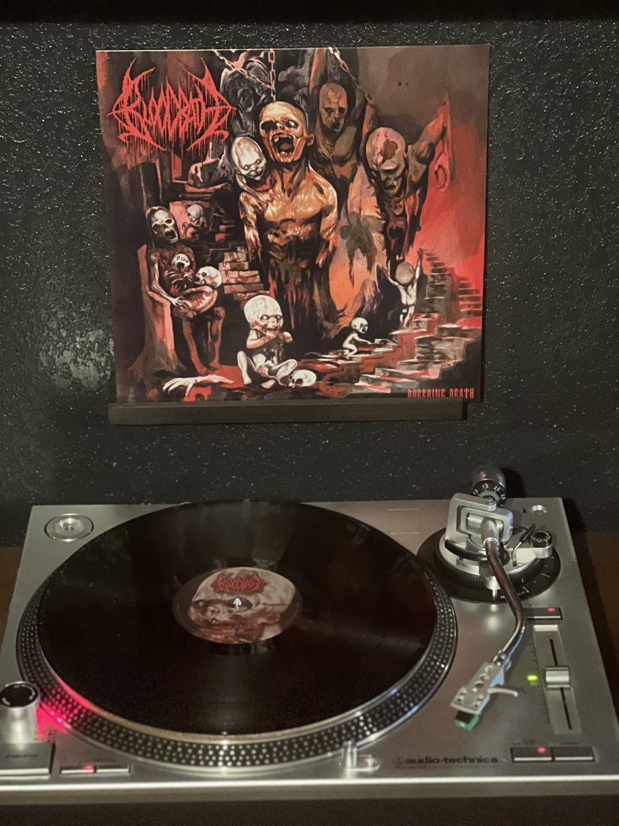 satanicblackmetal tweet media