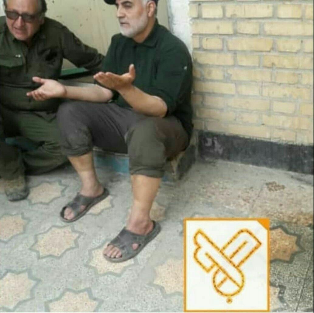 SheraziSyed01's tweet photo. #محسن_انسانیت_قاسم_سلیمانی
شہید قاسم سلیمانی
دشمن اسرائیل https://t.co/xaw5fDPvdQ