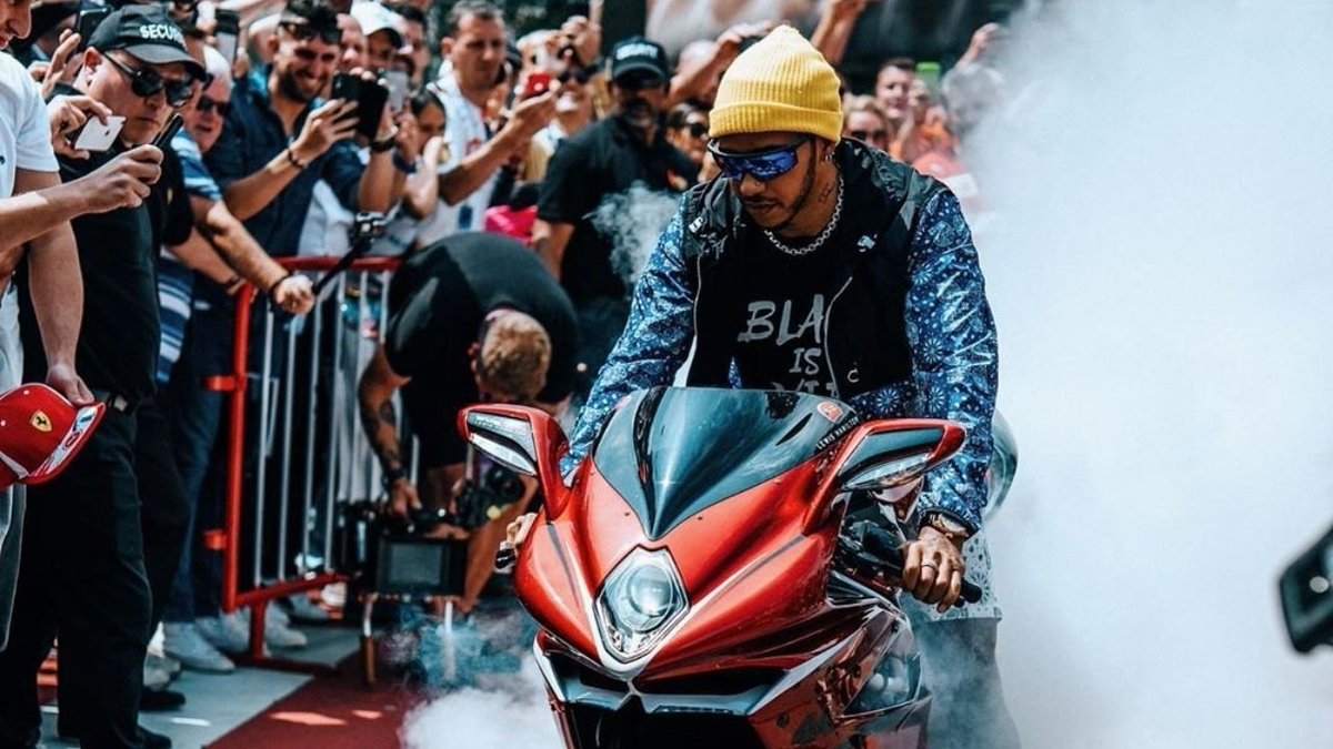 LewisHamiltonA1's tweet photo. GOAT turning 38 years young today! Happy B-Day King! 
#F1 @LewisHamilton @MercedesAMGF1 https://t.co/cDSzBkkbMq