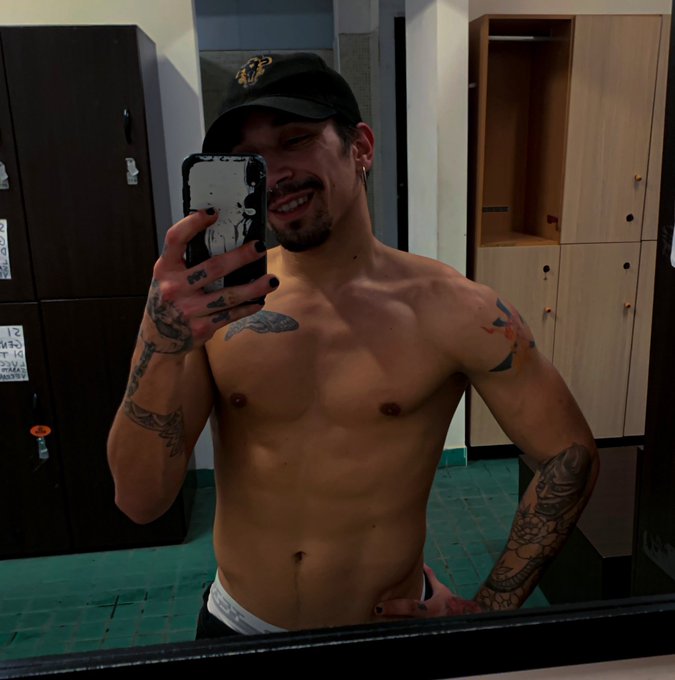 ?? I just finished training, now I eat, shower and then prepare some content about ??
?If you want to