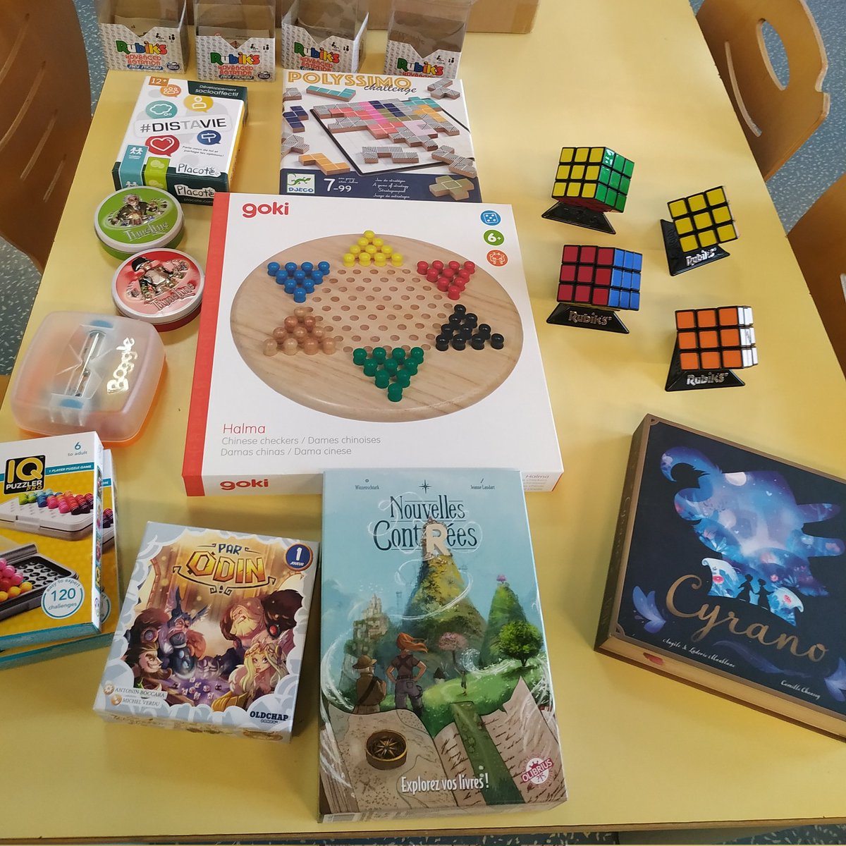 🔨🚧 #collegeinnovant Cette semaine, de nouveaux jeux éducatifs ont rejoint le fonds du CDI. Apprendre en s'amusant, développer son sens logique et sa culture générale, se détendre entre deux cours et échanger avec ses camarades. C'est aussi cela, le CDI de demain !