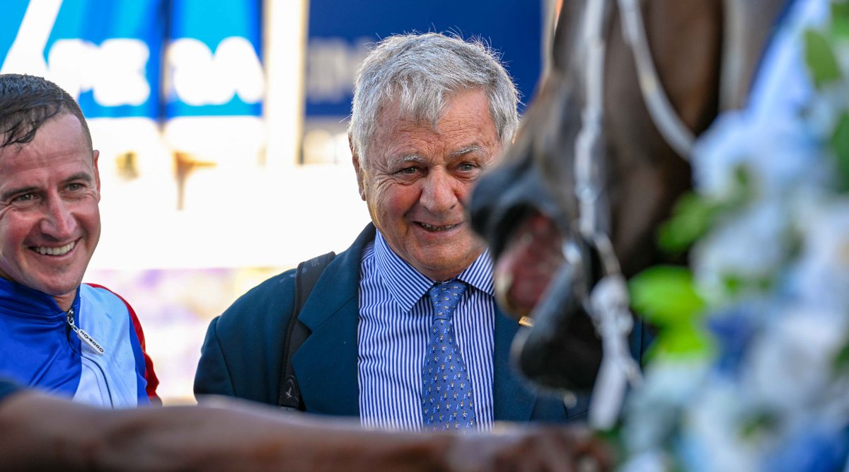 Hollywoodbets's tweet photo. Al Muthana wins the L'Ormarins Kings Plate for trainer Ricky Maingard and jockey Bernard Fayd'Herbe. Congratulations to everyone involved 🥳🏇 https://t.co/9BOO1eTX3a