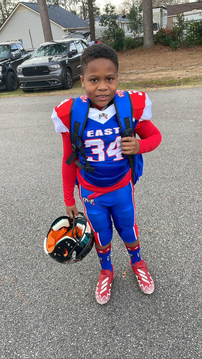 DareasheGo's tweet image. My All-Star 💙❤️🏈🤩 #teameast #7u #eastdrip