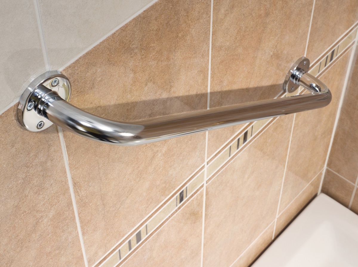 vipHomeLink's tweet image. If you or someone in your family is unsteady, install support bars. These can help you get off the toilet and stabilize you in the shower. Also, consider a shower chair if standing for long periods of time is difficult. #HomeTips #VHLtips #BathroomSafety