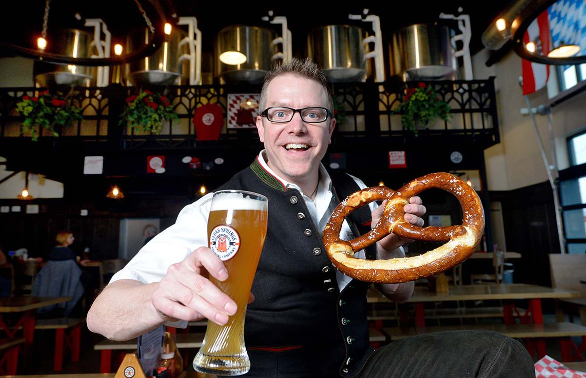 BrewerMagazine's tweet photo. The Most Read Stories of 2022 (w/ @WeldWerksBrewCo @TwinOast @MadTreeBrewing @Lukibrew @Stable_Craft @CedarSpringsBC @madriverbrew): Here were the most read stories on https://t.co/uaQ81ezKxM according to metrics compiled by the Brewer Magazine staff. https://t.co/9Dss4LlE0f https://t.co/diXdJ5EsVH
