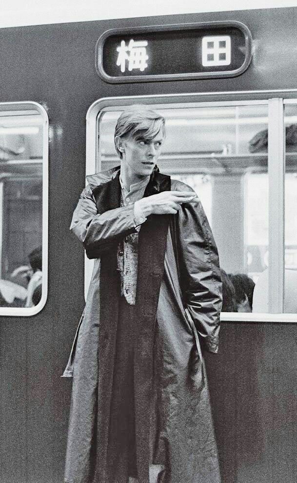 Jan. 8, 2023
Happy 76th Birthday, David Bowie!
🌹🎉✨✨🎊
#DavidBowie
#DavidBowieForever
#DavidBowieBirthday