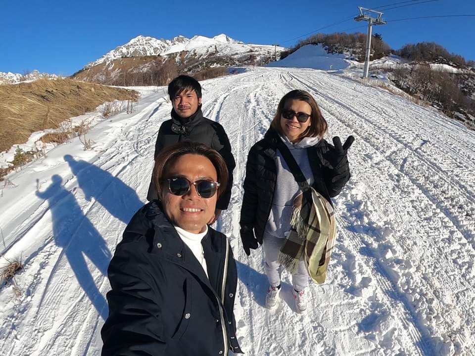 AomNnt007's tweet photo. 🙏 ขอบคุณทุกคนที่ใว้วางใจเจนนะค่ะ ทริปนี้สนุกมาก ขอบคุณจากใจจริงๆค่ะเป็นให้ทุกอย่างเลย รูปสวยๆด้วย 🥰🇬🇪
 #จอร์เจีย #georgia #เจนจัด #สวนลุงดาว https://t.co/5y0Pz6kzw2