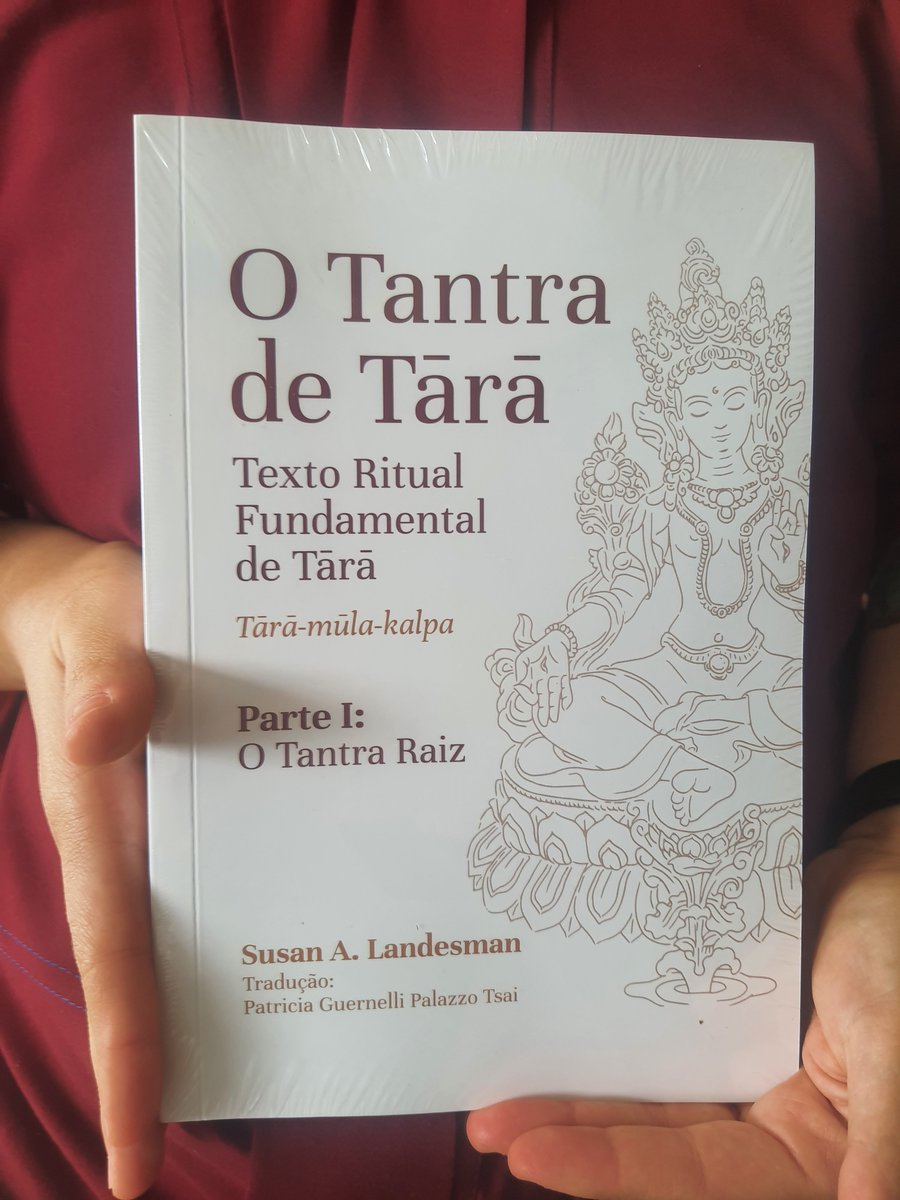 PalazzoTsai's tweet photo. The books are in the house! Available to Portuguese readers 🙌❤️ #EditoraBUDA #TaraMulaKalpa #ResponsabilidadeUniversal #DalaiLama https://t.co/O86NlNHMmD