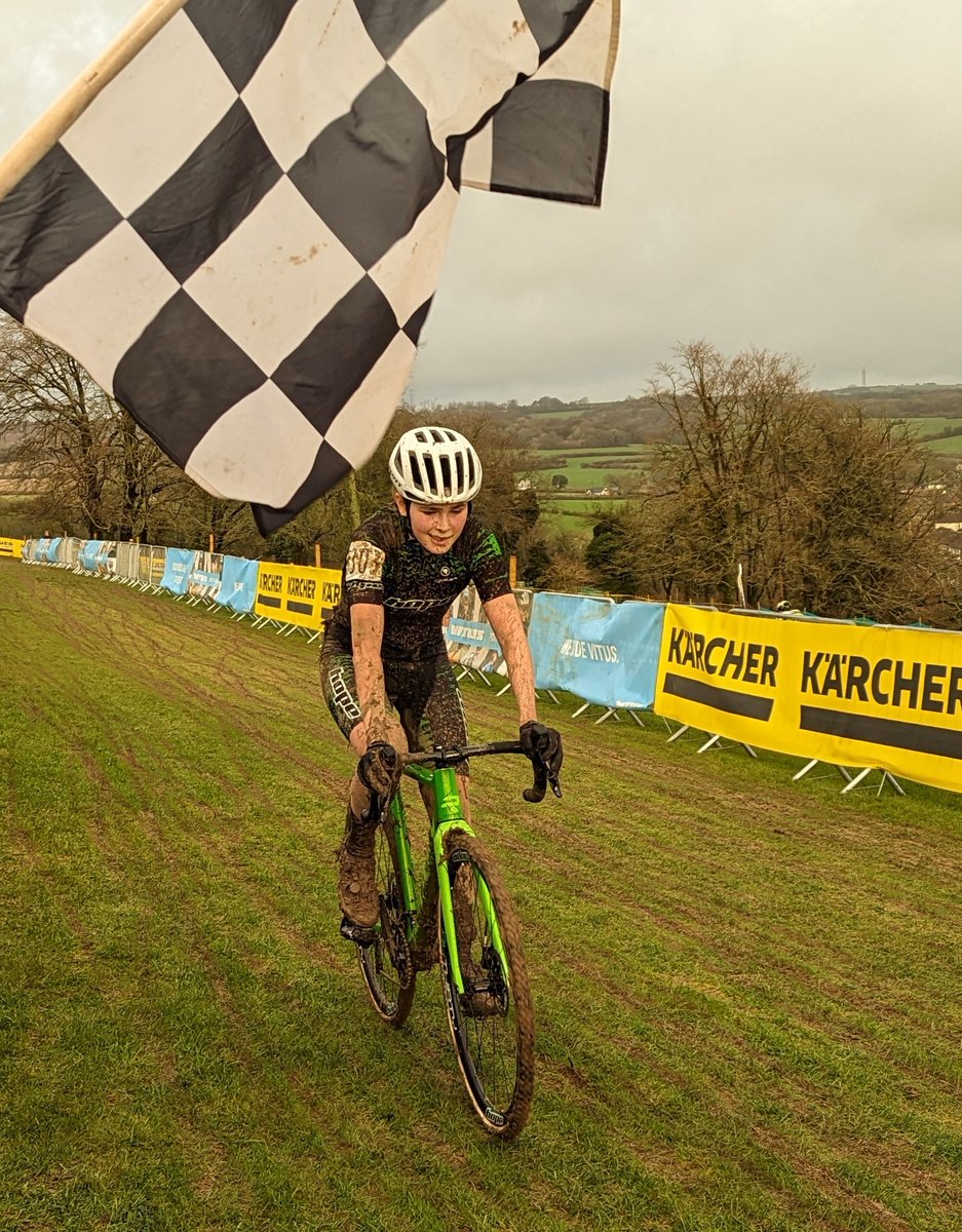 BCSouthRegion's tweet photo. Ella Maclean-Howell Hope Factory Racing wins the @UCI Elite Women's race @clanfield 👏👏👏 https://t.co/sOF35HclLP