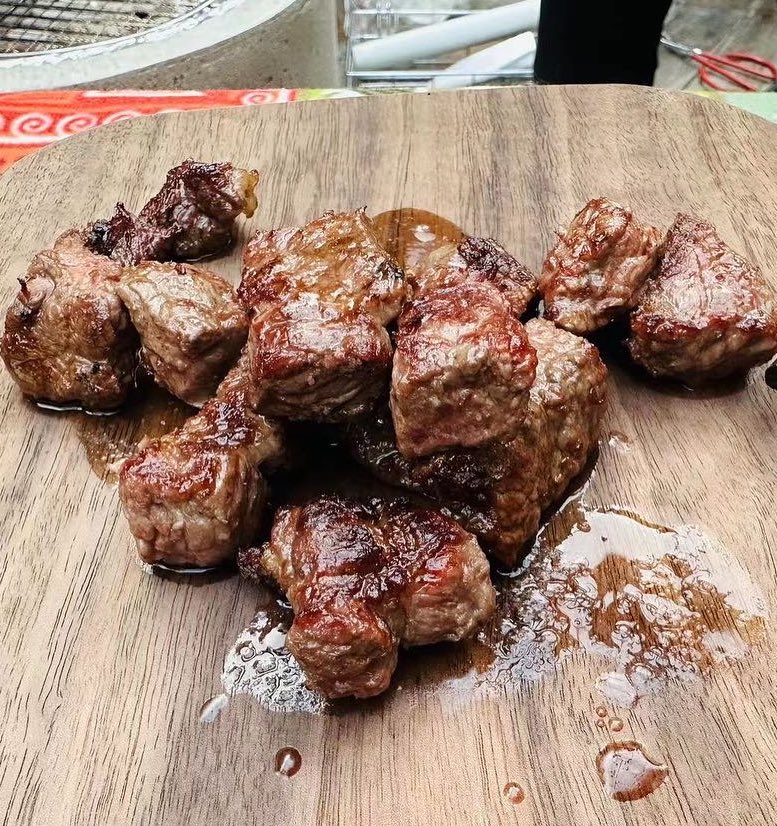 eristoxic tweet media