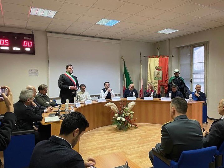 Sopralluogo questa mattina con il #Vicepremier e #Ministro delle Infrastrutture e dei Trasporti #MatteoSalvini, il Governatore della #Lombardia #AttilioFontana e i colleghi #Assessori #GuidoGuidesi e #PietroForoni al cantiere della #varianteSS9 di #Casalpusterlengo (#Lodi).