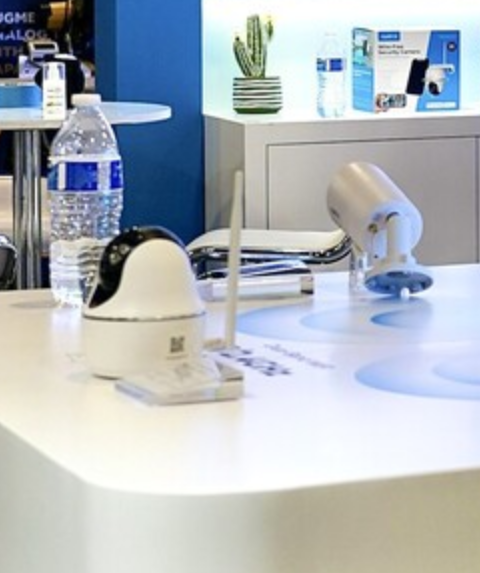 So nice to hear that a 4k version with pan/tilt of a new solarpowered model will revealed <a href="/ReolinkTech/">Reolink</a>
As owner of a Argus PT I was looking for a better one with color night vision

#ReolinkCES2023