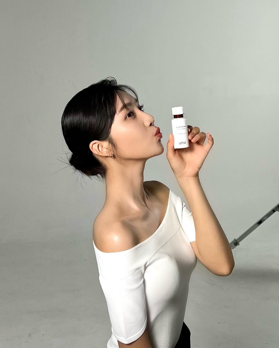 [INSTAGRAM POST] - 6P1V

더 늦기 전에 올려야지🥲 
@.athe.official 🖤
👤: athe.official
instagram.com/p/CnHl3TvpHp0

<a href="/RVsmtown/">Red Velvet</a> #RedVelvet #레드벨벳 #Joy #조이 #TRF2022 
230108 · 00:15:23 KST