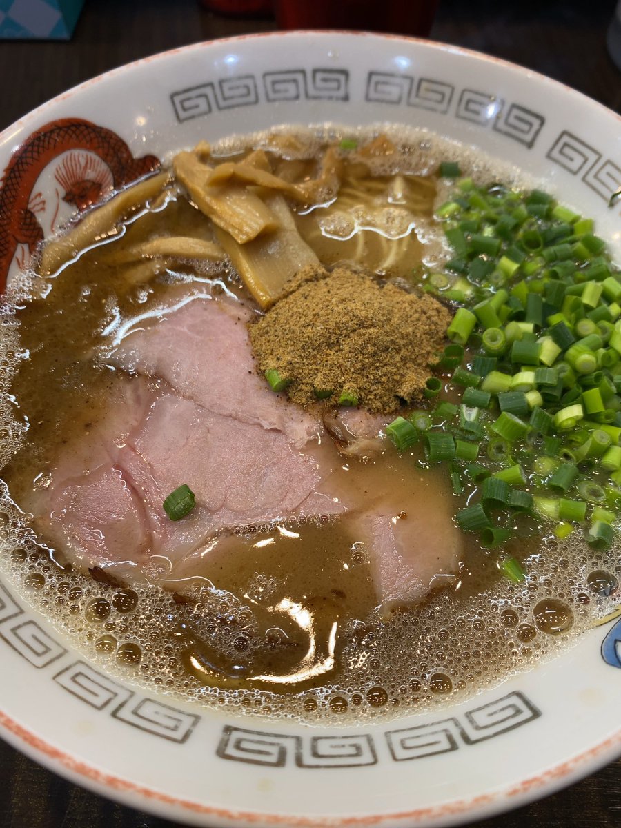 DEVUMAX's tweet image. 作田家の1月の限定の魚豚を３日連続で食べたのはここだけのお話