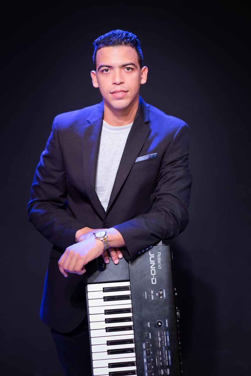 mgd_victor's tweet photo. 🎹🎶👌🏻 #vitymusicpiano #musicacubana #pianotutorial https://t.co/wKnYxHqKFt