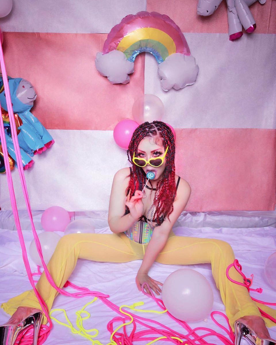 botan_fetish's tweet photo. 🦄🌈🍬🦄✨💗🦄🍭✨ https://t.co/KYlSWkhwxW