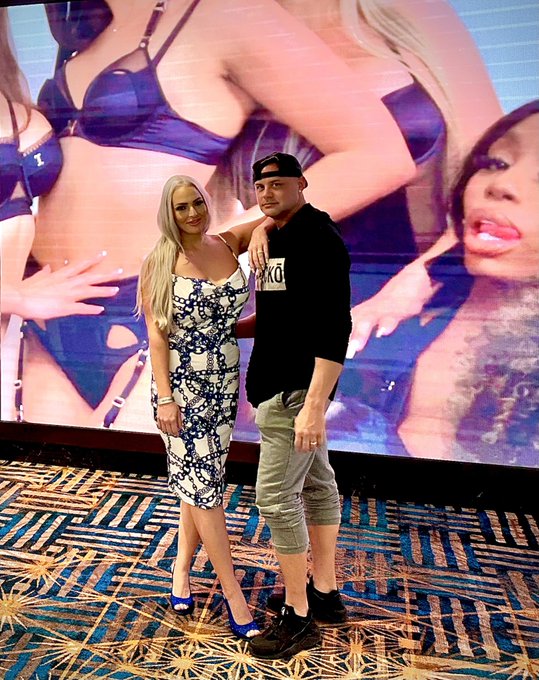 Last day of @AEexpo and than red Carpet Action for @avnawards with @itsmacycartel https://t.co/2qiYl<a class="tags" href="/tag/aeexpo">@aeexpo</a><a href="/tag/wcw"class="tags"><span>#wcw</span></a><a href="/tag/wetwednesdays"class="tags"><span>#wetwednesdays</span></a><a href="/tag/hotwifehappywife"class="tags"><span>#hotwifehappywife</span></a>