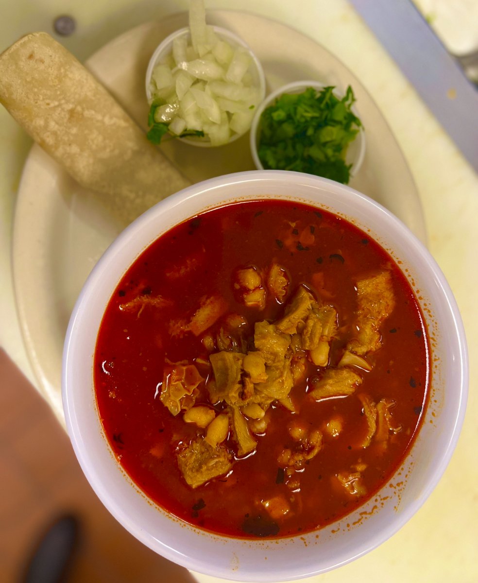 losbalitostaco's tweet photo. Why wait until Sunday? here at #losbalitostacoshop we have menudo all weekend ✨
#sabado #saturday #mexicanfood #foodie #weekendvibes #localbussines https://t.co/jZd7DKfhoj
