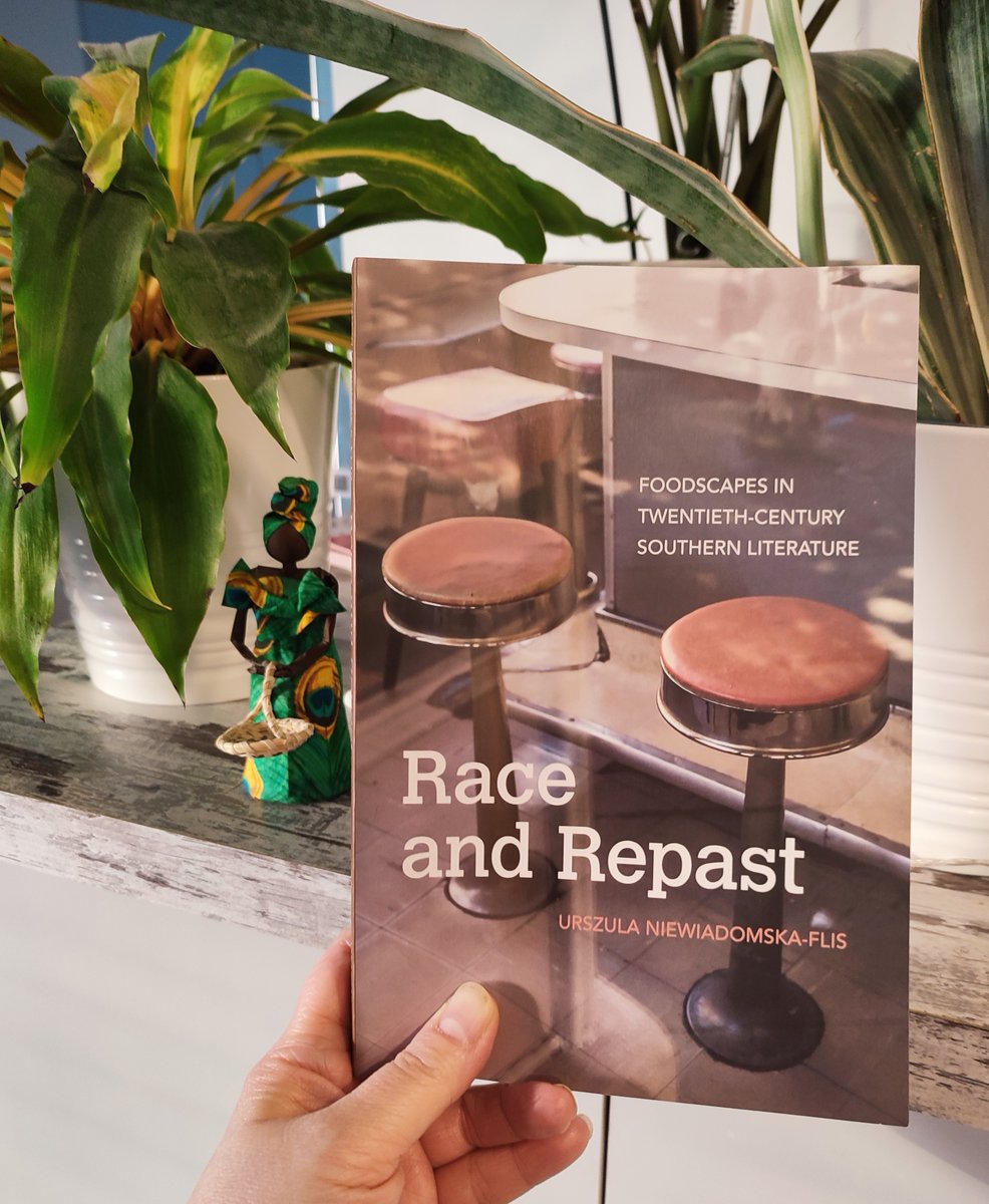 My belated Christmas present is here 🎅: my book “Race and Repast” has just been delivered to me😍. A great shout-out to the team at @uarkpress for making all this happen. 

#food #Southernlit #race