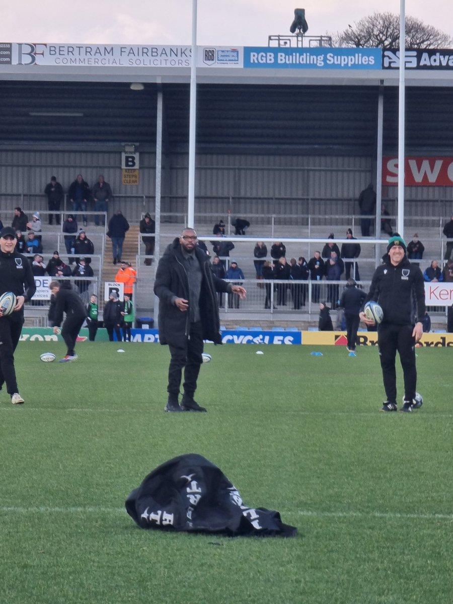 @ugomonye going for posts, he scored!! 😀 #exevhar #exeterchiefs #sandypark @exeterchiefs @SandyParkExeter