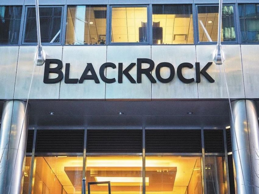 cryptotecnologi's tweet photo. BlackRock, la mayor firma de gestión de activos del mundo, aumentará su exposición a #Bitcoin    con una inversión de 15.000 millones https://t.co/lnqXTXipDN