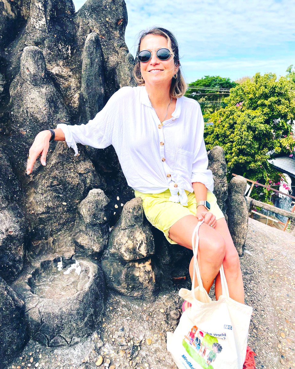 Janemischenko's tweet photo. #Laos #buddhapark #promotingMindMate! #MindMate #Leeds #MindMatebag #childrensmentalhealth #clingingon #veryhigh! https://t.co/31fF4OaEOr