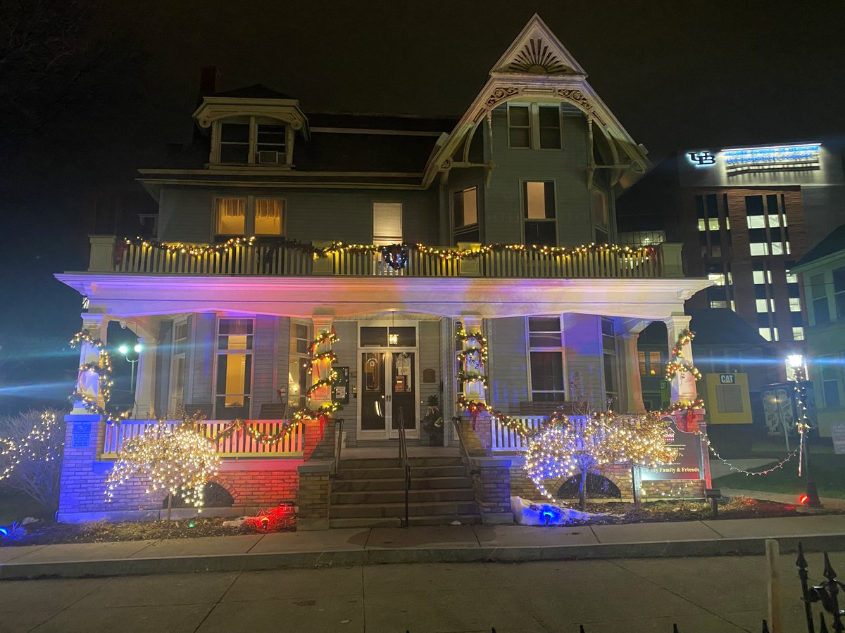 KevinGuestHouse's tweet image. Everyone is healing in our #BuffaloCommunity. Regardless of various hardships that #WNY has faced over the last 50 years, KGH has welcomed patients and families traveling to #Buffalo for medical care through them all! mailchi.mp/kevinguesthous…