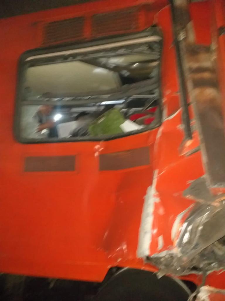 AztecaNoticias's tweet photo. #ÚLTIMAHORA 🚨

Reportan accidente del @MetroCDMX en la Línea 3.

No hay servicio desde Indios Verdes hasta la estación Guerrero.

Los pasajeros tuvieron que ser evacuados. https://t.co/tDciZvu3Yi