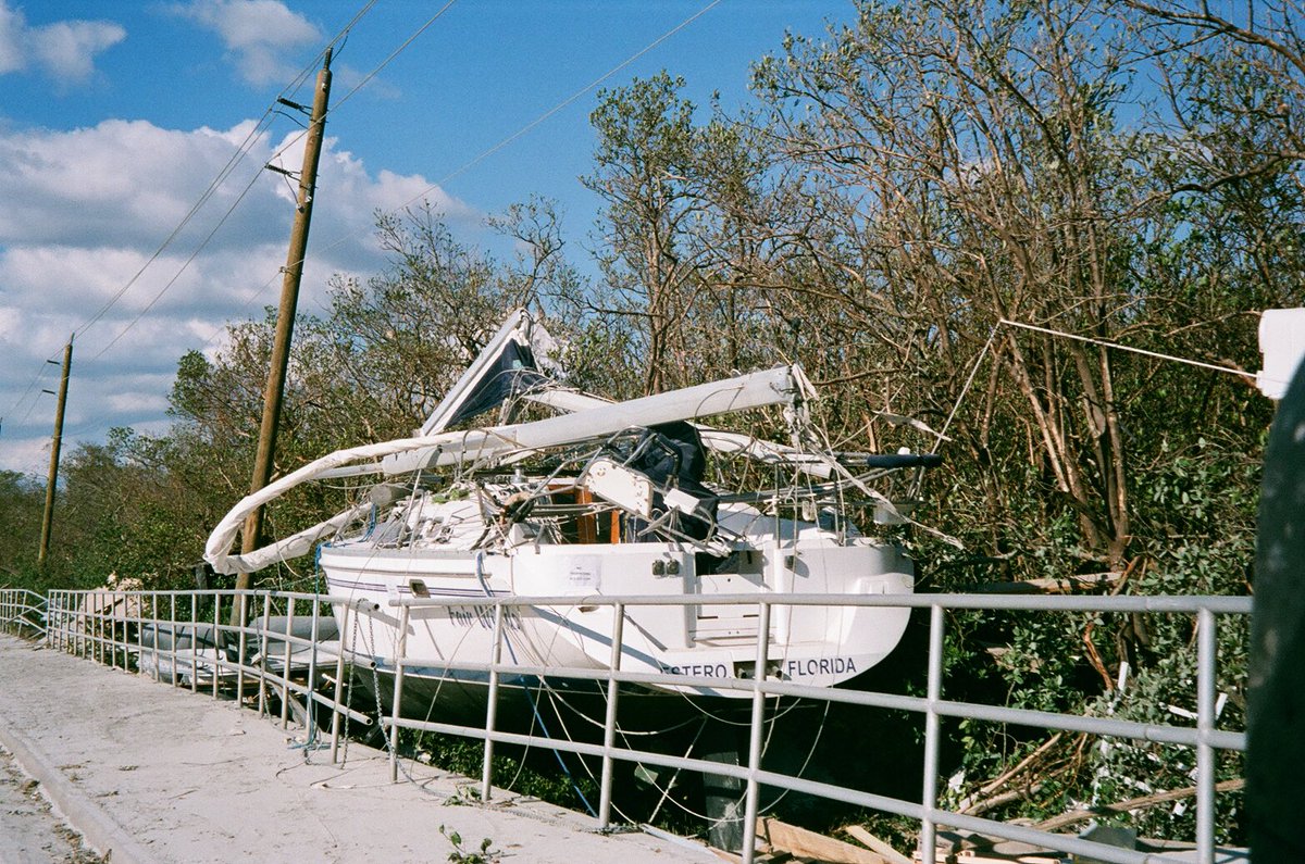 _cristianrivera's tweet photo. went to #FortMyers last year to help bring supplies to those in need after the damage caused by #HurricaneIan.

such a heartbreaking thing to witness &amp; easily some of the most challenging photographs i've ever taken. 💔

#35mm #florida #photography #film https://t.co/BLODW0XYDi