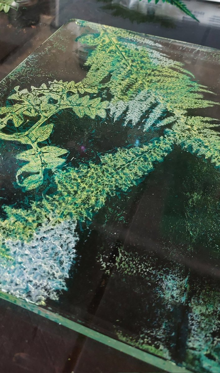 wlhaydock's tweet photo. Gelli press, a fun first attempt #print #goodmess #practicemakesperfect https://t.co/PfAWi6XVaV