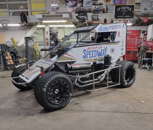 #SpiritofSpeedway is ready to roll to Tulsa @cbnationals @abacusracing @dwhitley57 @marottiautosport @redlineace @speedsport_ @vintageindytm #speedwayindiana #speedwayIN #midgetsuperbowl #throwsomedirtonit #sideways