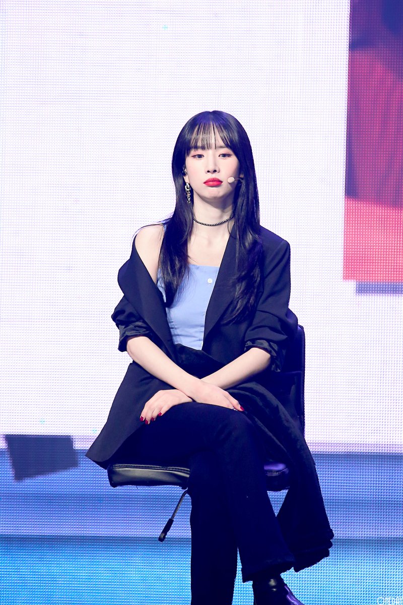 1rusal2__'s tweet photo. 230107 WJSN FAN-CON
 #우주소녀 #설아 https://t.co/HHW5LlTHvC