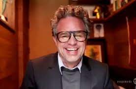 GenXCafe's tweet photo. Happy birthday, Mark Ruffalo! https://t.co/CYmcqyAJYo