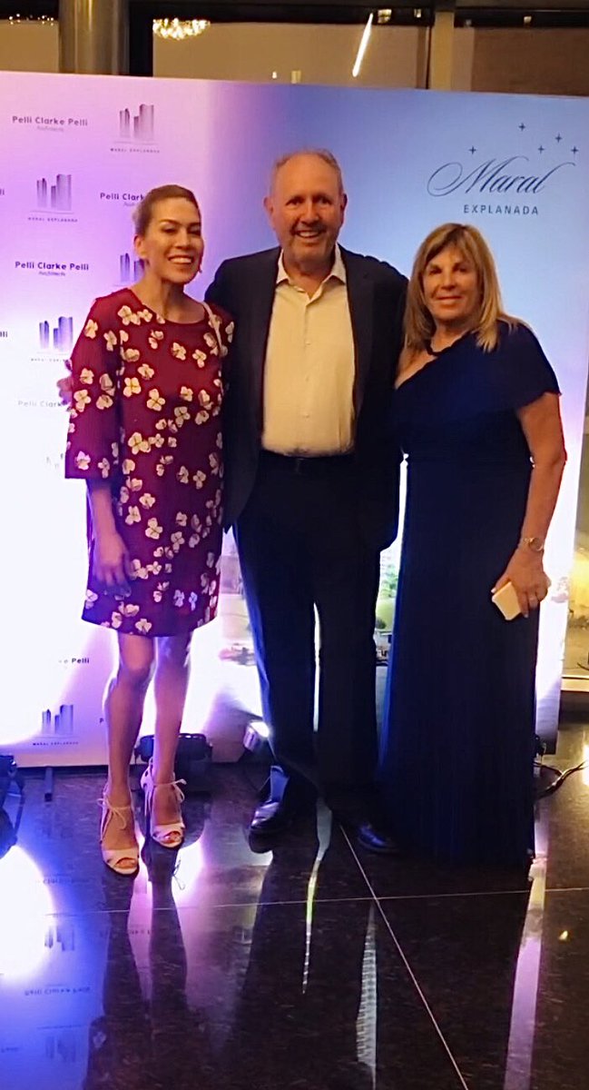 AnaMagiar's tweet photo. Celebrando… 🌟 Maral Explanada x 3 ⚡️ obra completa 🙌🏻🏗
Mar del Plata se embellece 💖 frente al mar 🌊
Felicitaciones ! 🌟🌟🌟 @maralexplanada
#anamagiar #classicalmusic #classicalcrossover #classicalcrossoversinger #classicalcrossoversoprano #soprano #argentina https://t.co/0QOh0zeaN4