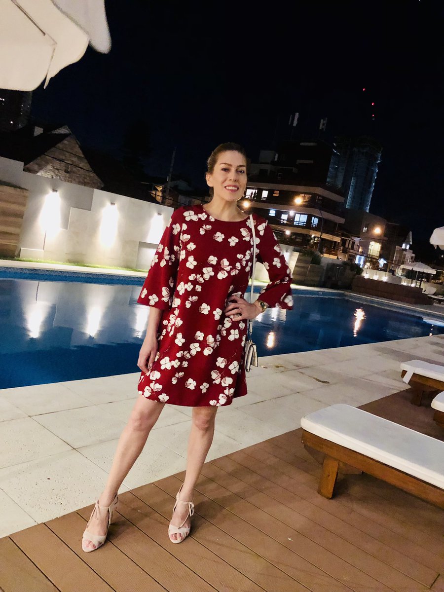 AnaMagiar's tweet photo. Celebrando… 🌟 Maral Explanada x 3 ⚡️ obra completa 🙌🏻🏗
Mar del Plata se embellece 💖 frente al mar 🌊
Felicitaciones ! 🌟🌟🌟 @maralexplanada
#anamagiar #classicalmusic #classicalcrossover #classicalcrossoversinger #classicalcrossoversoprano #soprano #argentina https://t.co/0QOh0zeaN4